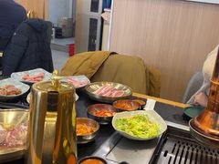 -臻牛烤肉