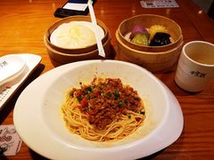 手拆蟹粉灌汤包-包小笼·金牌汤包(中山路店)