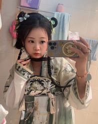 -汉仪华裳汉服馆(打浦桥店)