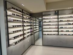 -潘多拉眼镜·蔡司依视路明月(潘家园店)