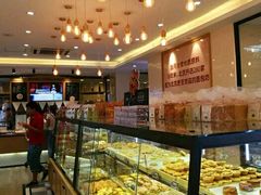 面包甜点陈列柜-味多美蛋糕(古城店)