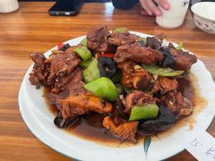 -美顺香食府鱼头老店(雪野湖店)