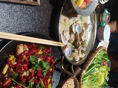 -曼听小寨海鲜烧烤·大连辣炒大王(盖州街店)