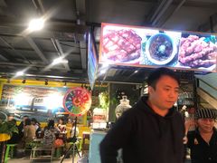 -钢管厂五区小郡肝串串香(奥克斯广场锦城万达店)