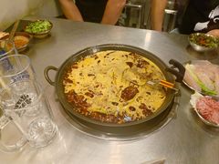 -鹿鸣山草本茶香火锅(园西路店)