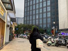 -龙湖杭州滨江天街