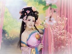 粉唐-九月鹰飞汉服摄影工作室