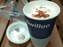 特色白桃乌龙拿铁-新加坡斯味洛·鲜奶茶(石牌东店)
