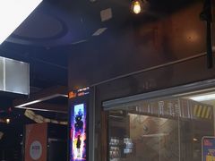 -YOGO优果密室逃脱(新佳丽广场店)