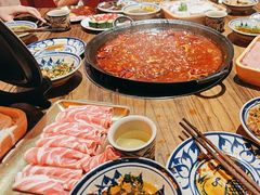 -旧街市鲜货老火锅(大光路店)