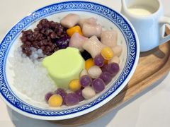 椰奶缤纷豆腐花-花腩清汤牛腩
