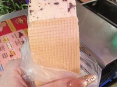 -詹爷爷乌节路街头冰淇淋