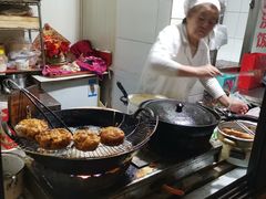 -阿婆油墩子(五里桥路188弄小区店)