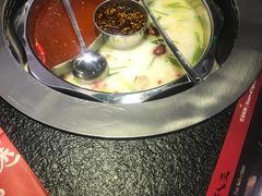 -佰人王串串香火锅(洋珠巷店)