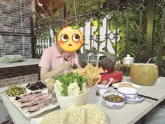 -墨脱石锅椰子鸡•香草鸭•东山羊(大东海店)