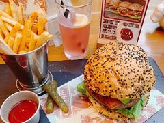-FAT COW(虹梅路店)