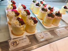 -花花卷卷·鲜食蛋糕(静安久光百货店)