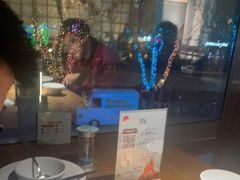 -蜜桃餐厅·伴山(湖滨商业街店)