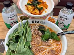 -蒙自源米线大王(花园城商场店)