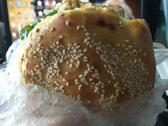 -三兄弟高炉烧饼