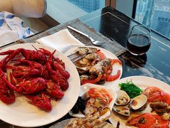-云端西餐厅(南宁龙光那莲豪华精选酒店)