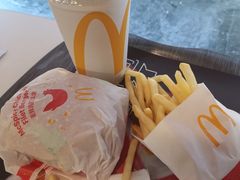 -麦当劳(中山八路店)
