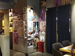 大堂-日进一片海.生腌海鲜火锅.宵夜烧烤(三里屯总店)