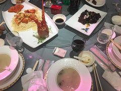 -御花园·粤菜·海鲜火锅(中山公园店)