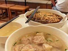 鲜肉小馄饨-尹氏汤包(朝天宫店)