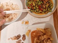 -老乡鸡(上海白玉兰广场店)