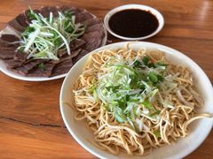 -十二忠手拉面(中华路店)
