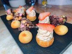 -AZUR聚(香格里拉饭店)