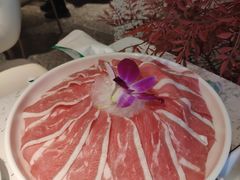 -三人行骨头王火锅(长寿店)