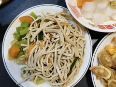 -沸炉重庆老火锅(军事博物馆店)