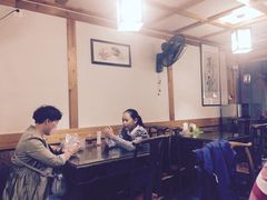 大堂-街头顶黄记馄饨王(中山中路店)