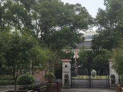 -上海市曹杨第二中学