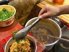 -柳州肥姨妈大骨螺蛳粉(曹路店)