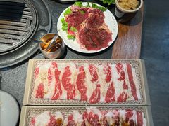 -七甲山烤肉(长白山奇石山珍根艺一条街店)