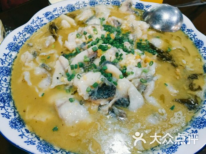 阮阿姨·重庆饭店酸菜鱼图片 - 第1张