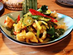 越式酸辣鸡爪-越美小馆·越南料理(曲江店)