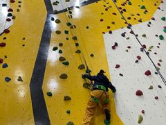 -问山MountQuest攀岩馆