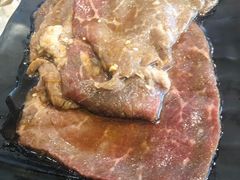 秘制牛肉-唯成•韩国炭火烤肉 유성고기