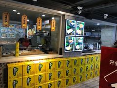 -马路边上·小海鲜烧烤(八一路店)