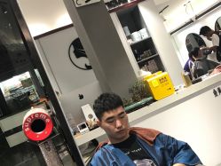 -卓梵美发·精品Salon