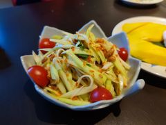 青芒沙拉-大头虾越式风味餐厅(光明广场店)