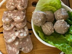 -左庭右院鲜牛肉火锅(浦江欢乐颂店)