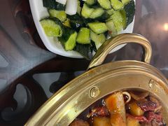 -牛一嘴·兰州牛肉面·大盘鸡(财富中心店)