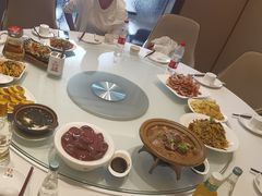 -六泰居·尔滨地标·东北菜(泰山路店)