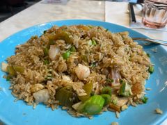 酸菜脆皮烧肉炒饭-港丽餐厅(高德置地店)