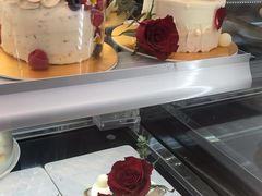 -花花卷卷·鲜食蛋糕(静安久光百货店)